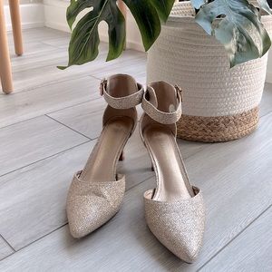 Gold Sparkle Kitten Heels